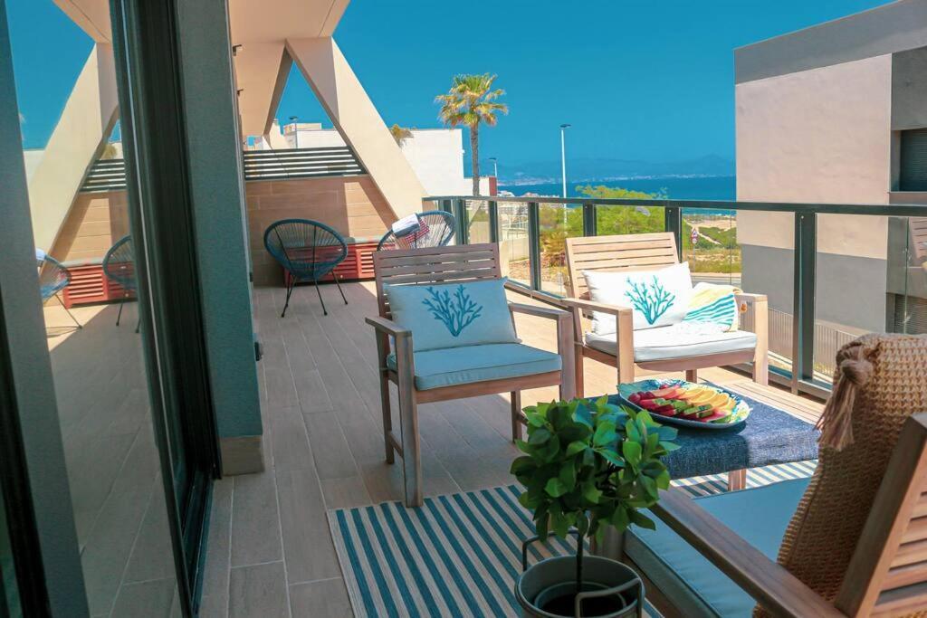 Apartment Iconic Sea Views Luxury Puerto Marino